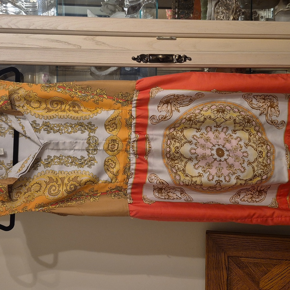 Colorful Sleeveless Dress with Baroque Print